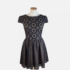 Alice + Olivia Womens Sonny Fit & Flare Dress Black Lined Embellished size 4